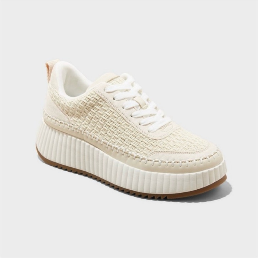 Universal Thread Cream White Sneakers Canvas